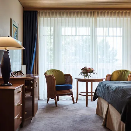 Aja Strandhotel Bansin 4*