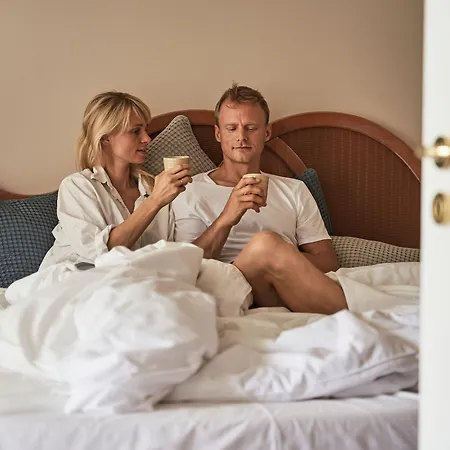 Aja Strandhotel Bansin 4*